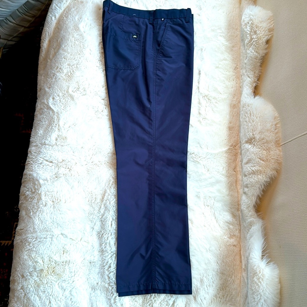 Navy J. Lindeberg regular fit golf pants